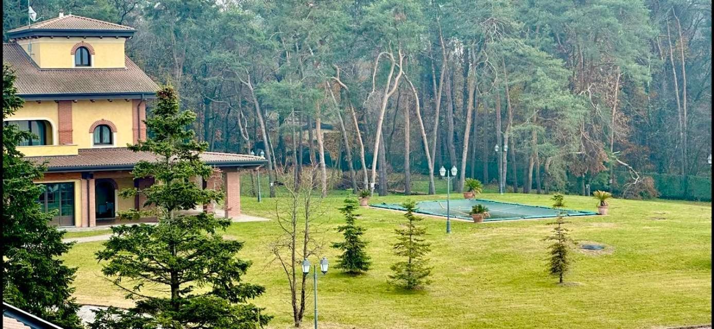 Agriturismo Il Boschetto Ornago ภายนอก รูปภาพ