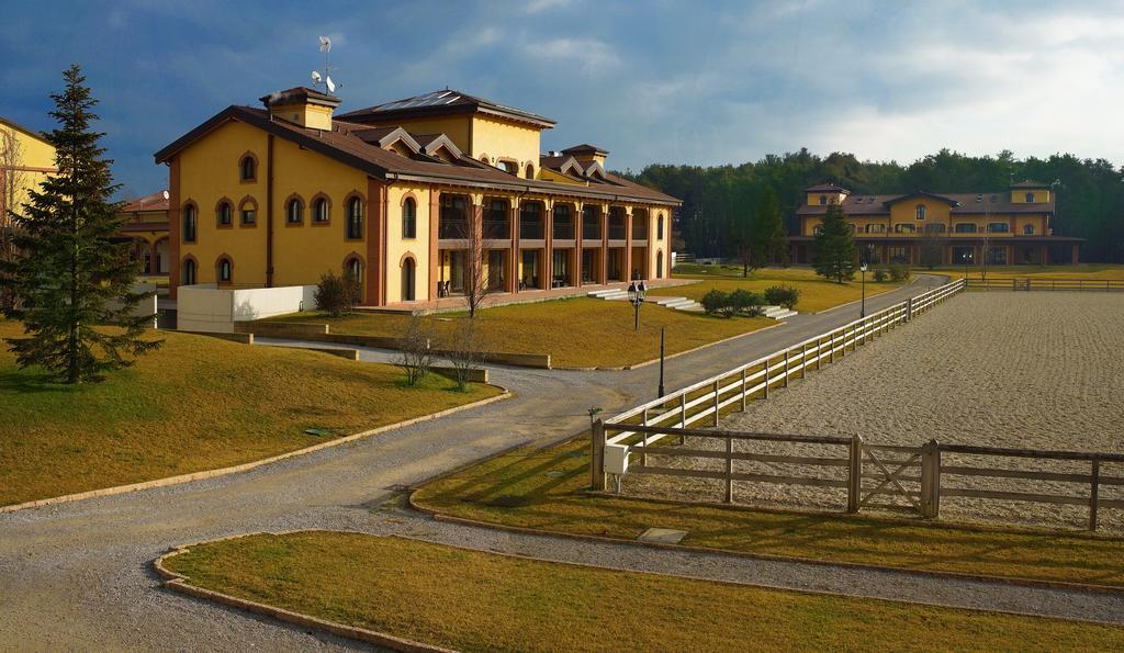 Agriturismo Il Boschetto Ornago ภายนอก รูปภาพ